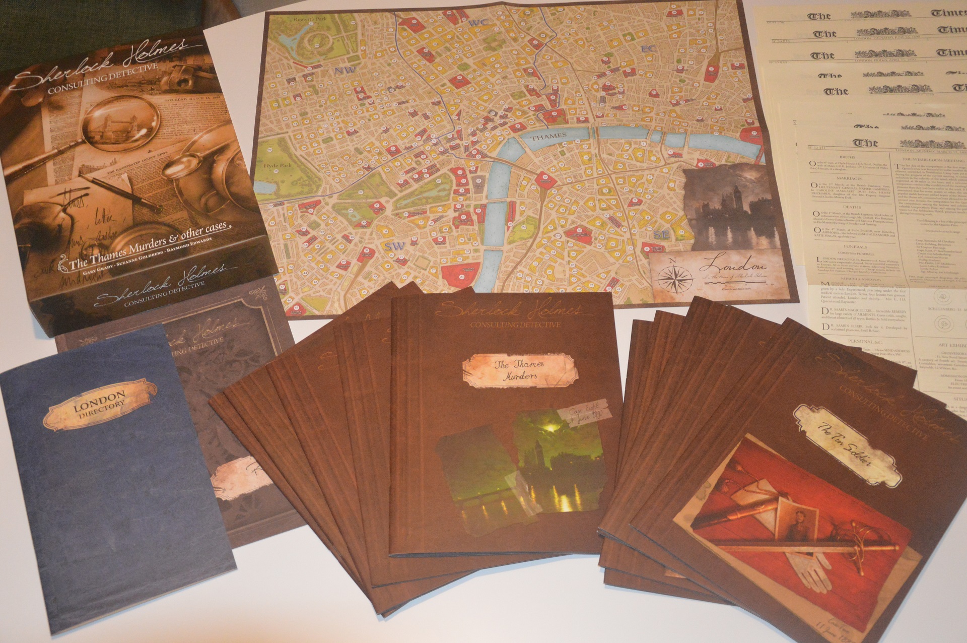 Sherlock Holmes Consulting Detective Thames Murders material