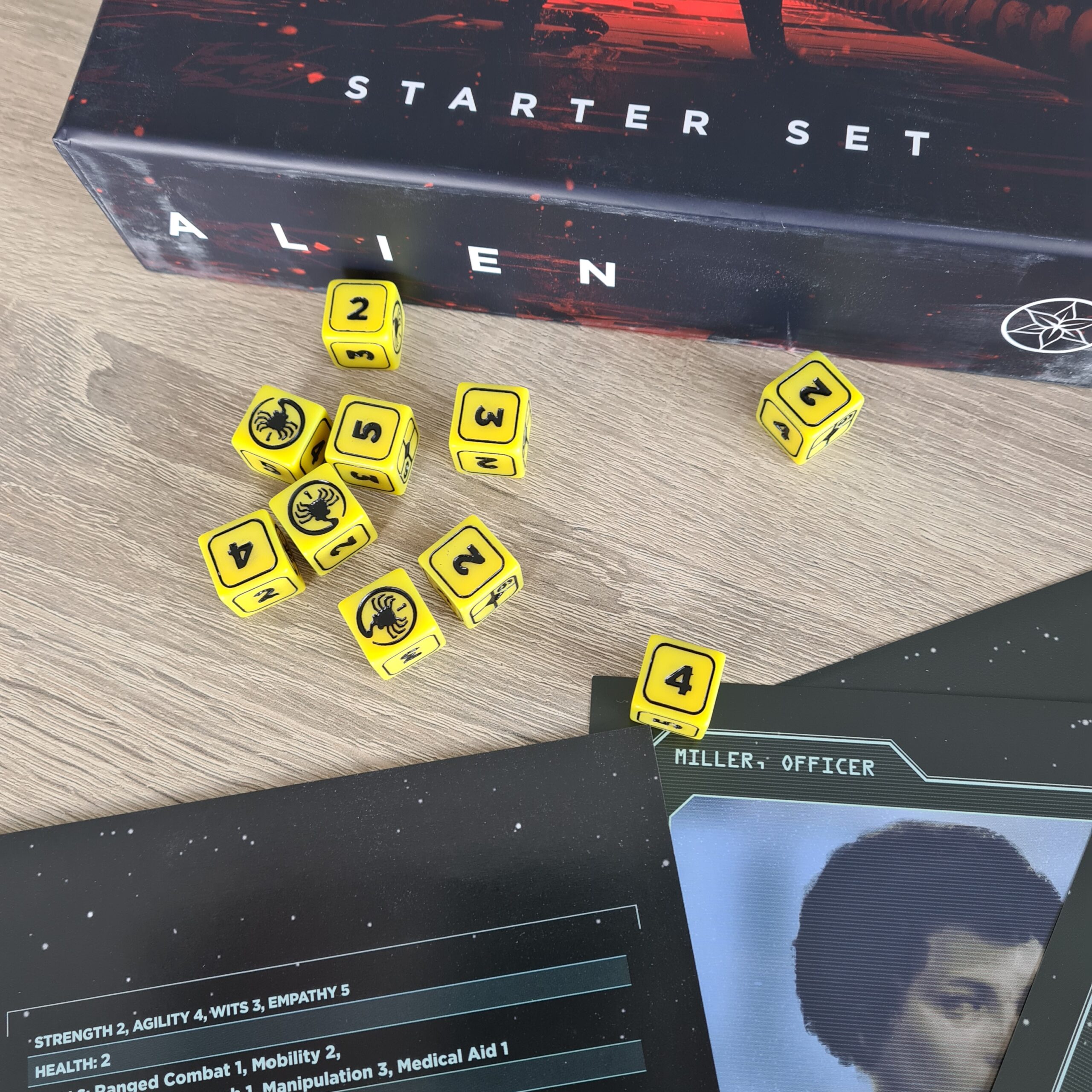 Alien RPG starter set dice
